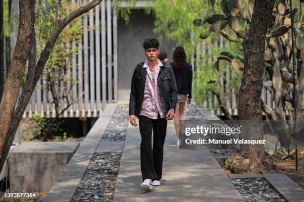 Model walks the runway during the Prima Volta show as part of the Mercedes-Benz Fashion Week Mexico 2022 - Day 2 at Museo Anahualcalli on April 26,...