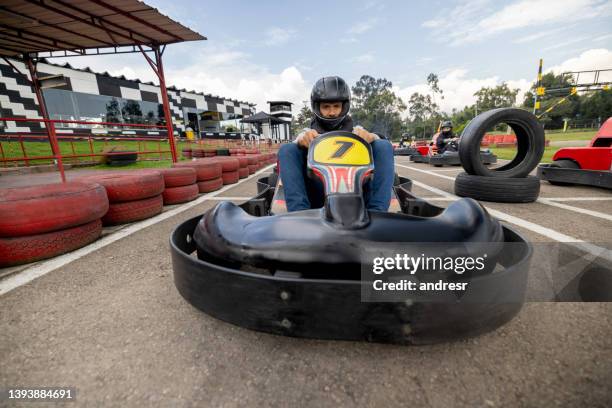 Car Race Track Start Line Photos and Premium High Res Pictures - Getty ...