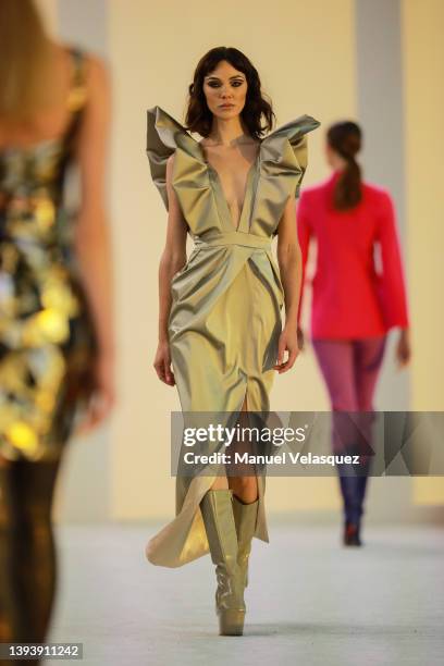 Model walks the runway during the Alexia Ulibarri show as part of the Mercedes-Benz Fashion Week Mexico 2022 - Day 2 at Museo Anahualcalli on April...