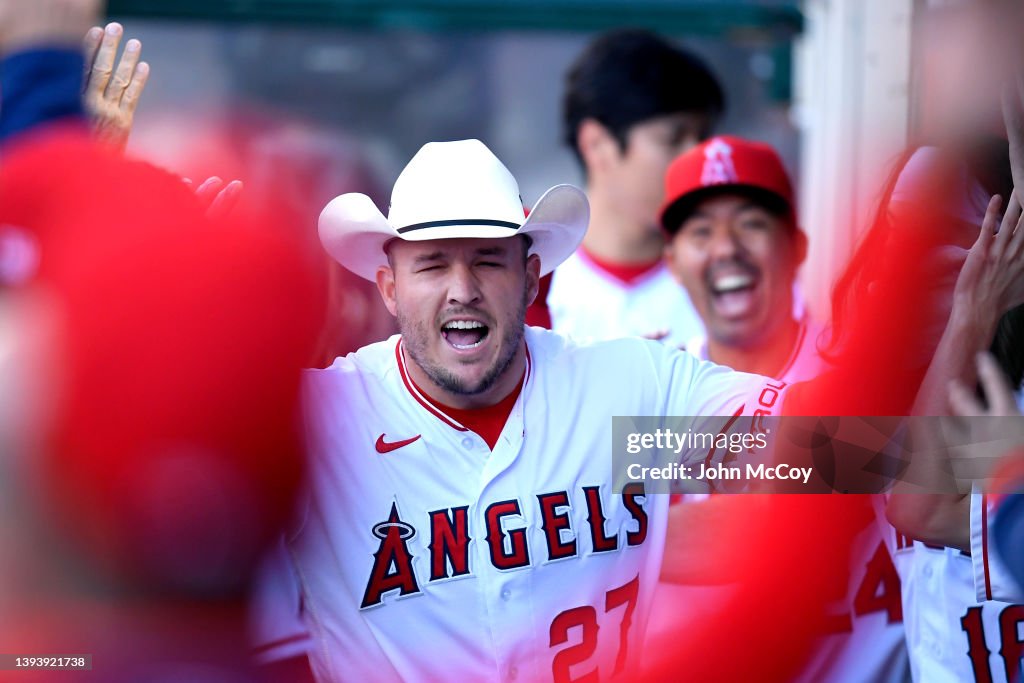 Baltimore Orioles v Los Angeles Angels