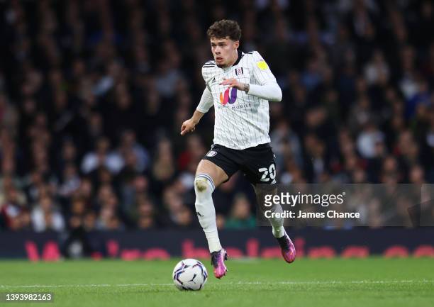 Neco Williams of Fulham controls the ball during the Sky Bet Championship match between Fulham and Nottingham Forest at Craven Cottage on April 26,...