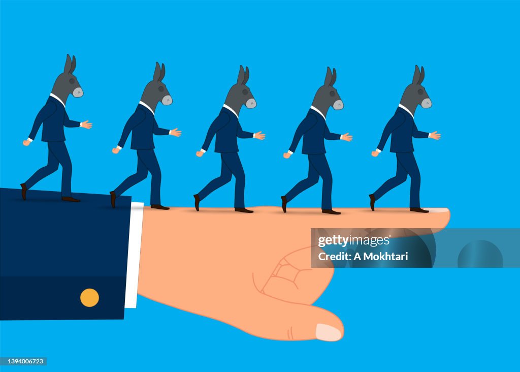 Mismanagement and mismanagement, evil leader or leadership