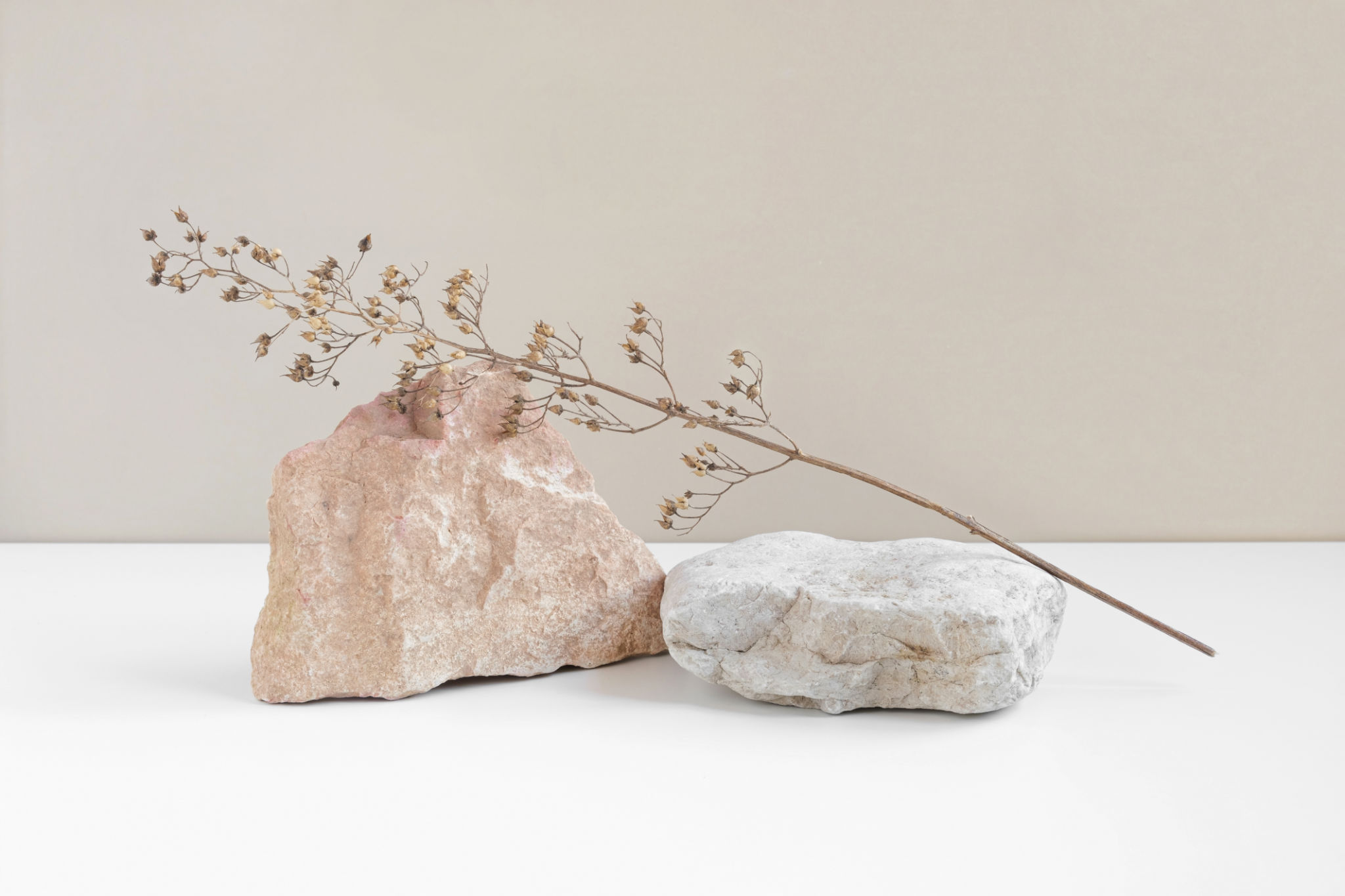 stone accent pieces