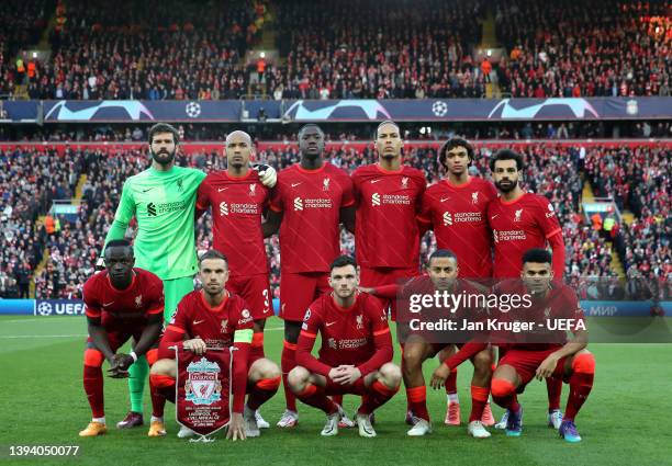Players of Liverpool FC line up prior to the UEFA Champions League Semi Final Leg One match between Liverpool and Villarreal at Anfield on April 27,...