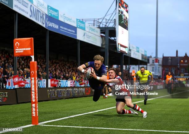 Tom Howe Rugby Worcester Warriors Photos and Premium High Res Pictures - Getty Images