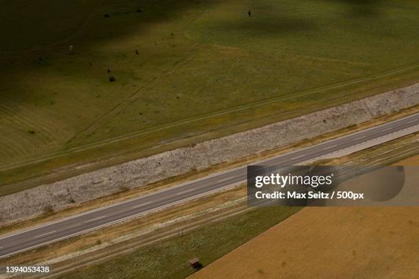 a scar on mother natures face - airport aerial imagens e fotografias de stock