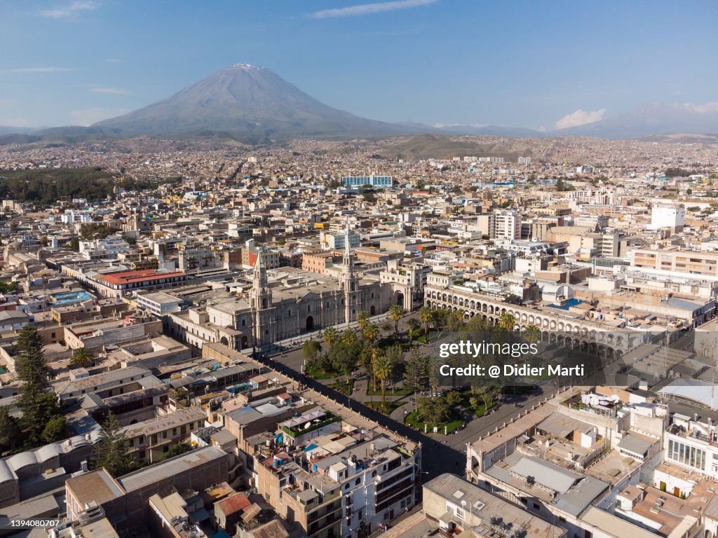 Plaza de Armas and Misti volcano, Arequipa, Peru