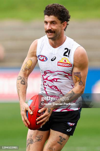 Tom Liberatore of the Bulldogs in action during a Western Bulldogs AFL training session at Whitten Oval on April 28, 2022 in Melbourne, Australia.