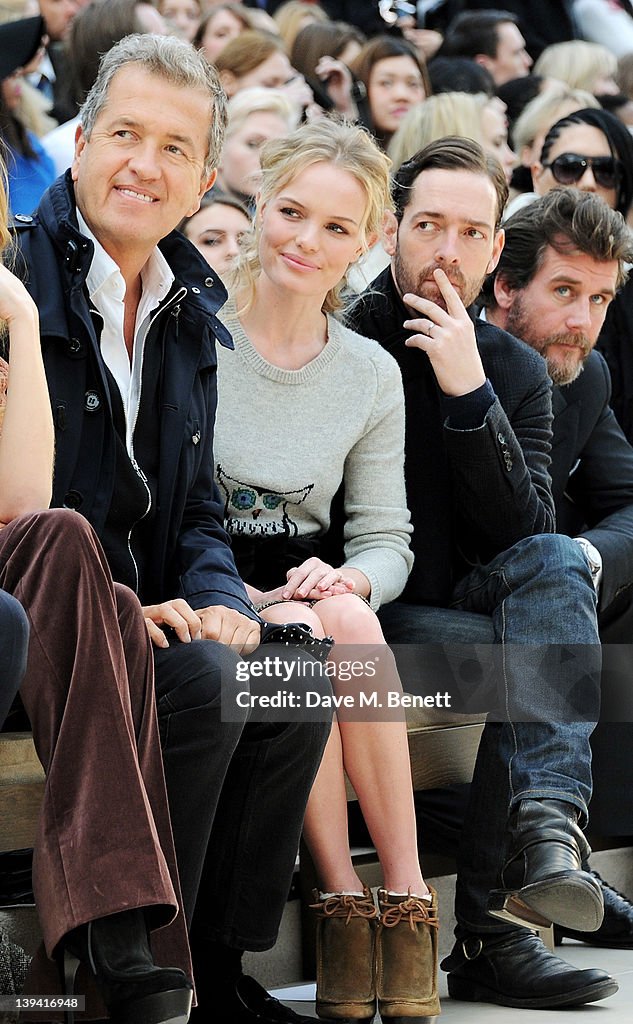 Burberry Autumn Winter 2012 Womenswear Front Row