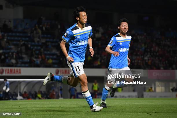 Yuki Otsu of Jubilo Iwata celebrates the first goal during the J.LEAGUE Meiji Yasuda J1 10th Sec. Match between Jubilo Iwata and Nagoya Grampus at...