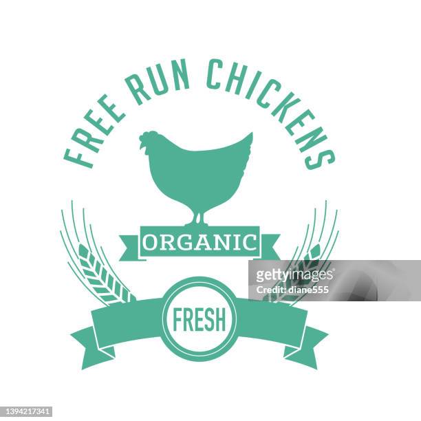ilustraciones, imágenes clip art, dibujos animados e iconos de stock de free run chicken - etiqueta de mercado de granja sobre un fondo transparente - de corral