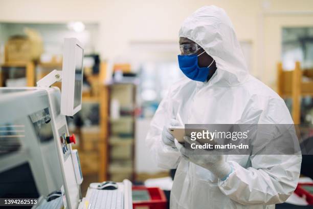 production factory - cleanroom stock pictures, royalty-free photos & images
