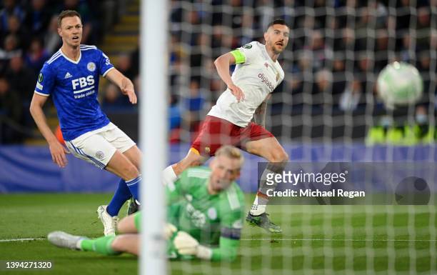 Lorenzo Pellegrini of AS Roma scores their sides first goal during the UEFA Conference League Semi Final Leg One match between Leicester City and AS...