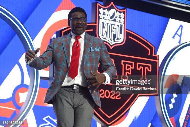 Hall of Famer Michael Irvin dances onstage during round one of the 2022 NFL Draft on April 28, 2022 in Las Vegas, Nevada.