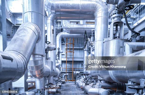 oil and gas industrial and pipeline, oil refinery plant for industry,refinery factory and pipeline steel ,natural gas combined cycle power plant and turbine generator. - elektrischer generator stock-fotos und bilder