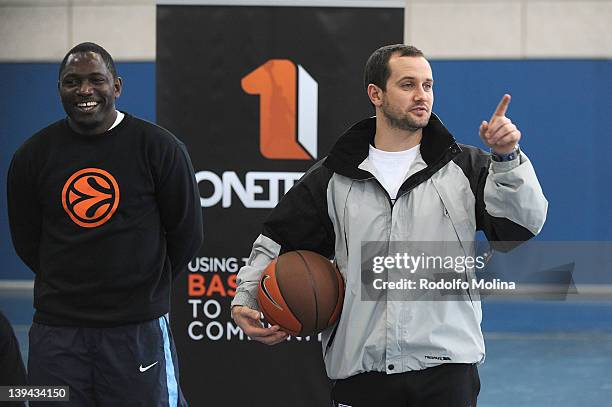 Michael Richardson, One Team Program Trainer during Day Two of the Euroleague Basketball One Team Workshop at Poliesportiu Salvador Gimeno on...