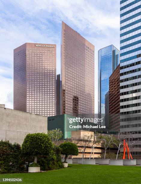 wells fargo center in downtown los angeles, california - fargo skyline stock pictures, royalty-free photos & images
