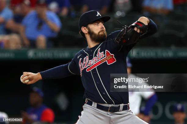 Ian Anderson of the Atlanta Braves pitches against the Texas Rangers in the first inning at Globe Life Field on April 29, 2022 in Arlington, Texas.