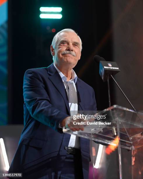 Pro Football Hall of Fame member Larry Csonka announces the Miami Dolphins' 102th overall pick during round three of the 2022 NFL Draft on April 29,...