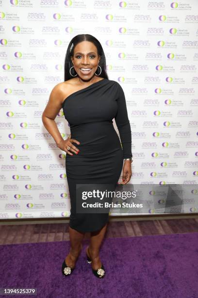 Sheryl Lee Ralph attends The Creative Coalition 2022 #RightToBearArts Gala Dinner at Yotel on April 29, 2022 in Washington, DC.