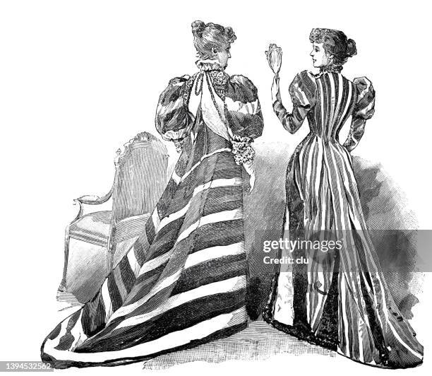 Woman Robe Drawing Lady In Robe Drawing Photos and Premium High Res Pictures - Getty Images