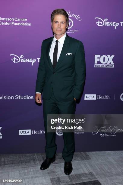 Rob Lowe attends the 25th anniversary of UCLA Jonsson Cancer Center Foundation's "Taste for a Cure" event at Fairmont Century Plaza on April 29, 2022...