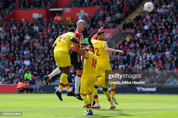 Oriol Romeu of Southampton scores their team's first goal during the Premier League match between Southampton and Crystal Palace at St Mary's Stadium...