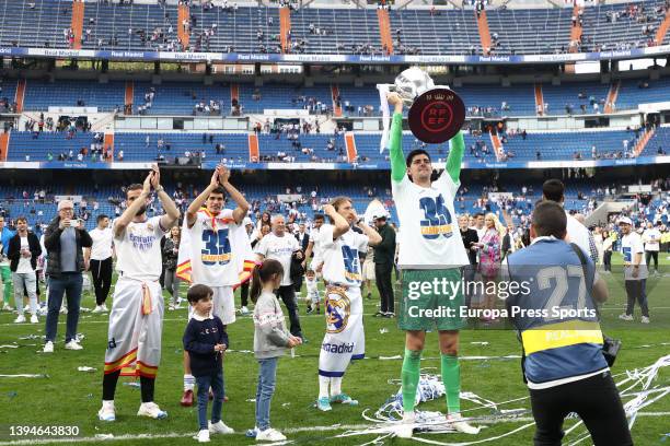 Players of Real Madrid celebrates the title of winners of the spanish league, La Liga Santander, after winning the football match against RCD...