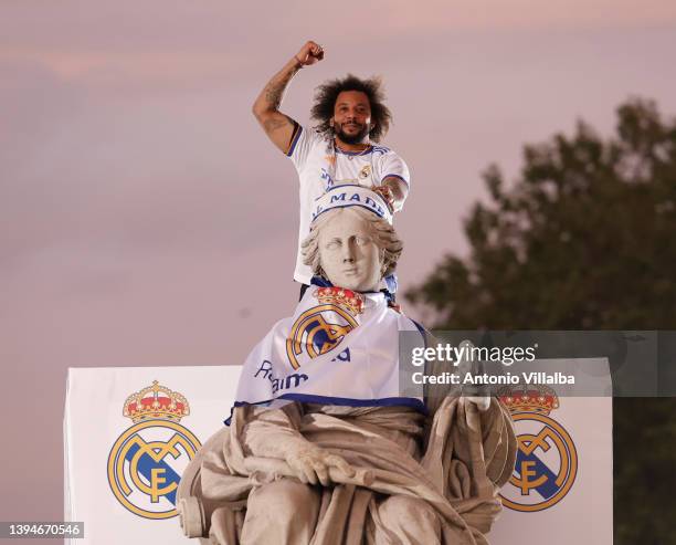 Marcelo Vieira da Silva celebrates the 35th LaLiga title on April 30, 2022 in Madrid, Spain.