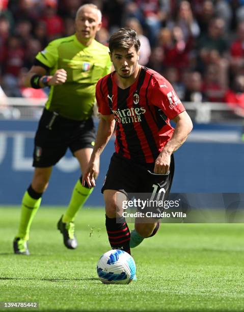 Brahim Diaz of AC Milan in action during the Serie A match between AC Milan and ACF Fiorentina at Stadio Giuseppe Meazza on May 01, 2022 in Milan,...