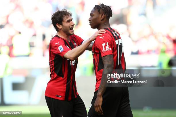 Rafael Leao celebrates with Davide Calabria of AC Milan after scoring their team's first goal during the Serie A match between AC Milan and ACF...