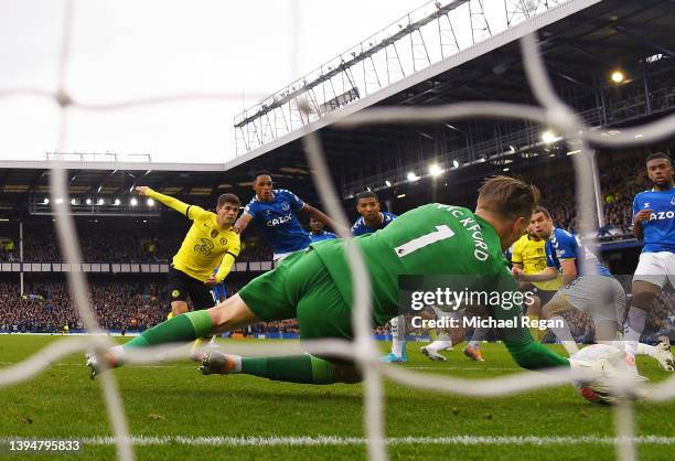 Jordan Pickford of Everton saves a shot from Mateo Kovacic of Chelsea during the Premier League match between Everton and Chelsea at Goodison Park on...