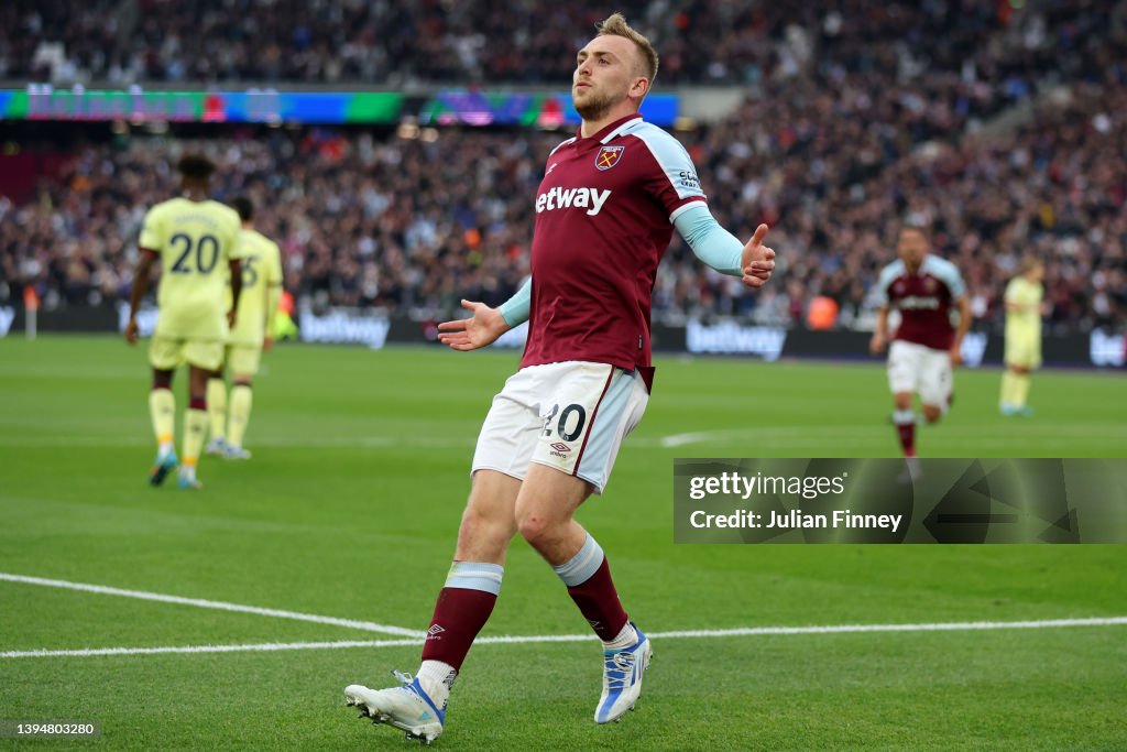 West Ham United v Arsenal - Premier League