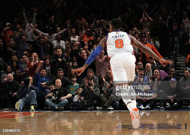 Smith of the New York Knicks celebrates against the Dallas Mavericks on February 19, 2012 at Madison Square Garden in New York City. The Knicks...