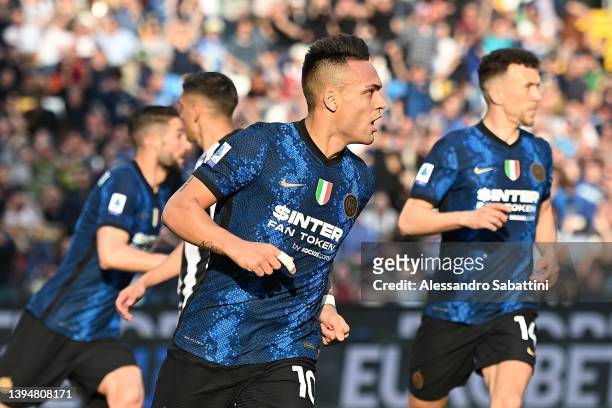 Lautaro Martinez of FC Internazionale celebrates after scoring his team second goal during the Serie A match between Udinese Calcio and FC...