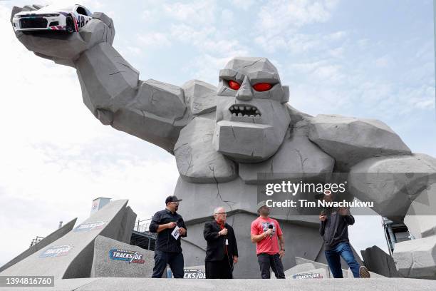 Hosts Jose Castillo and Doug Rice speak with actor Ryan Phillippe and Kevin Harvick, driver of the Hunt Brothers Pizza Ford, on NASCAR Trackside Live...