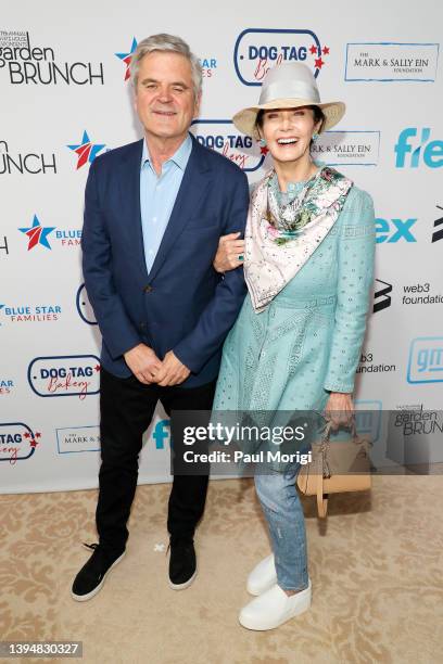 Steve Case and Lynda Carter attends the 27th Annual White House Correspondents' Weekend Garden Brunch on April 30, 2022 in Washington, DC.