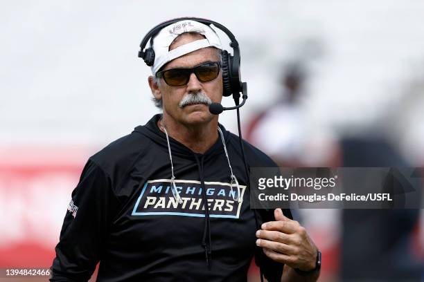 Head coach Jeff Fisher of Michigan Panthers looks on in the second quarter of the game against the Pittsburgh Maulers at Protective Stadium on May...