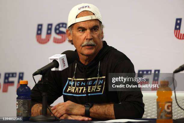 Head coach Jeff Fisher of Michigan Panthers talks to reporters after the Michigan Panthers defeated the Pittsburgh Maulers 24-0 at Protective Stadium...