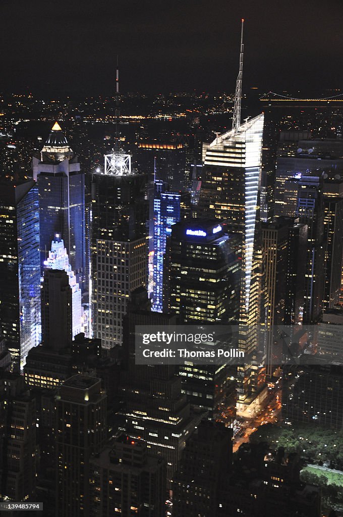 New York skyscrapers at night