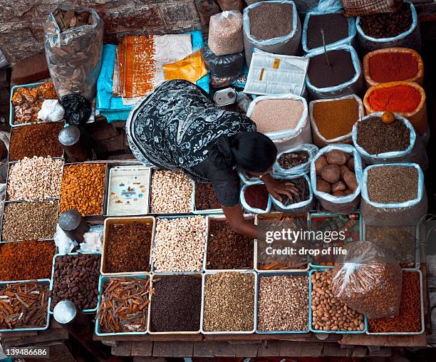 spice in market - indian market stock-fotos und bilder