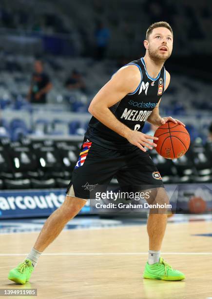 Matthew Dellavedova of United warms up prior to game three of the NBL Semi Final series between Melbourne United and Tasmania JackJumpers at John...