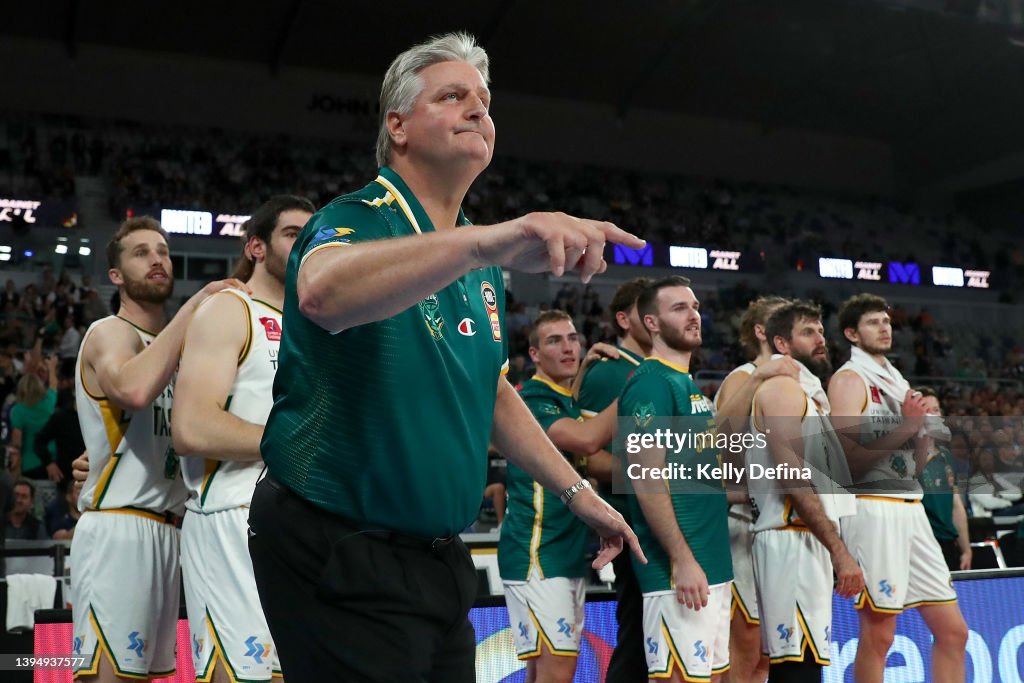 Scott Roth Nba Scott Roth, Head Coach looks on in the final minute during game three ...