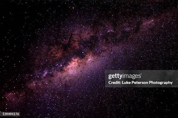 milky way - via lactea fotografías e imágenes de stock