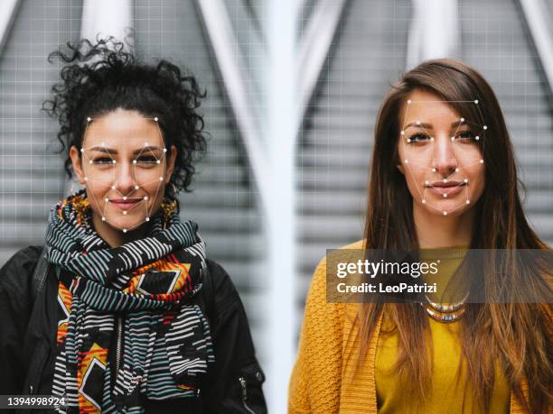biometric face recognition technology - biometria imagens e fotografias de stock