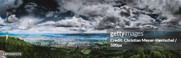 panoramic view from the uetliberg onto zurich and the zurich lake,uetliberg,stallikon,switzerland - kontrastreich stock pictures, royalty-free photos & images