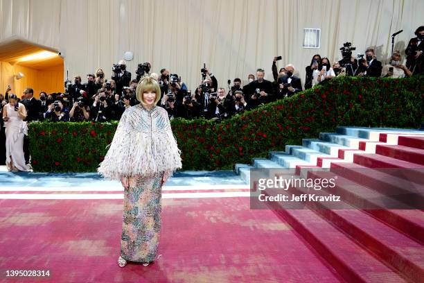 Anna Wintour attends The 2022 Met Gala Celebrating "In America: An Anthology of Fashion" at The Metropolitan Museum of Art on May 02, 2022 in New...