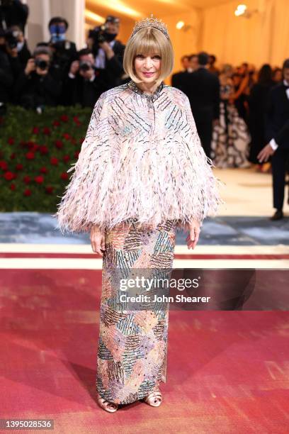 Anna Wintour attends The 2022 Met Gala Celebrating "In America: An Anthology of Fashion" at The Metropolitan Museum of Art on May 02, 2022 in New...