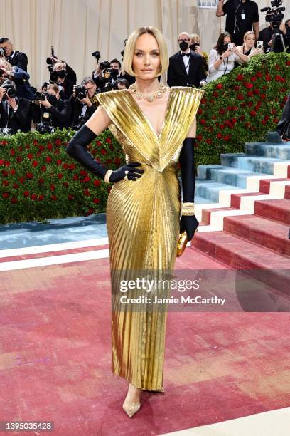 Amber Valletta attends The 2022 Met Gala Celebrating "In America: An Anthology of Fashion" at The Metropolitan Museum of Art on May 02, 2022 in New...