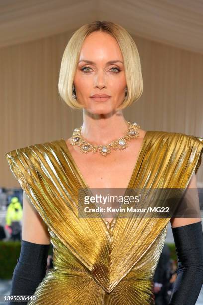 Amber Valletta arrives at The 2022 Met Gala Celebrating "In America: An Anthology of Fashion" at The Metropolitan Museum of Art on May 02, 2022 in...
